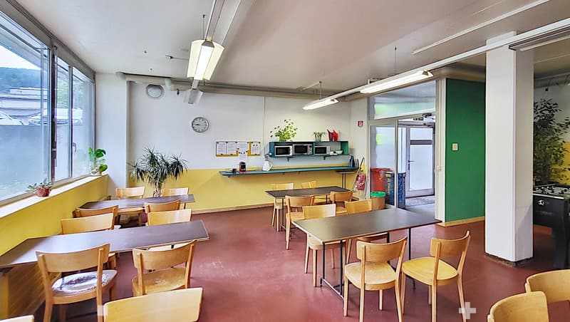 "717 m² Gewerbefläche mit Anlieferung!" (6)