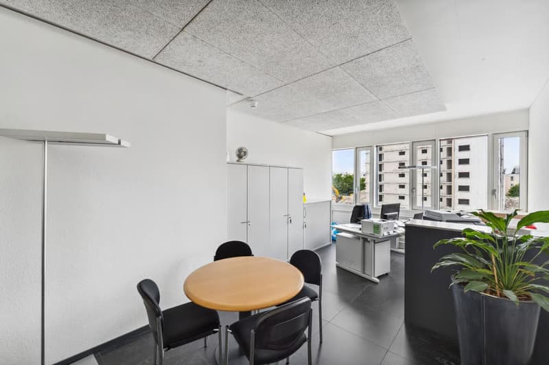 266m² - Moderne Büroräume mitten in Zollikofen (3)