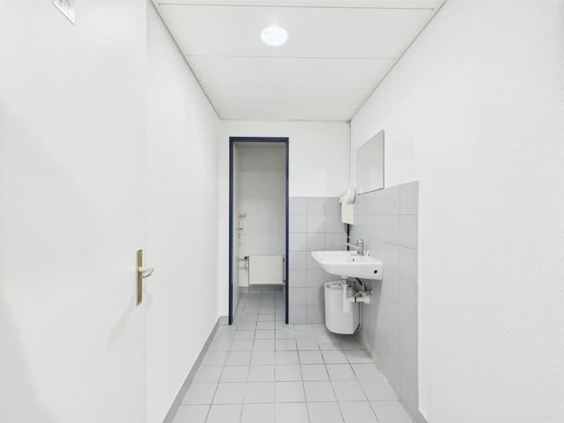 310m2 moderne Bürofläche im 2. OG in Murten (16)