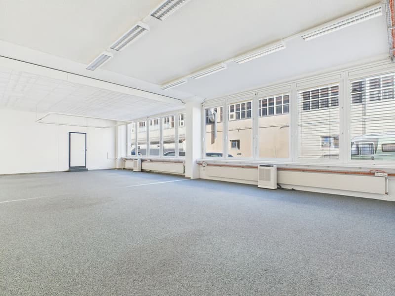 320m2 befahrbare Gewerbefläche im industriellen Design (6)