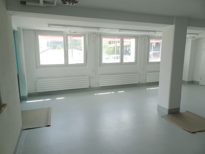 Storage spaces in ideal location in Olten (6)