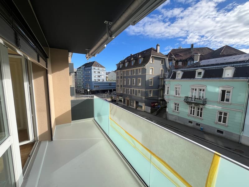 3.0-Zimmer-Wohnung mit Balkon und Stadtblick in Olten (13)