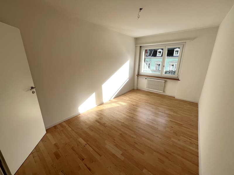 3.0-Zimmer-Wohnung mit Balkon und Stadtblick in Olten (10)
