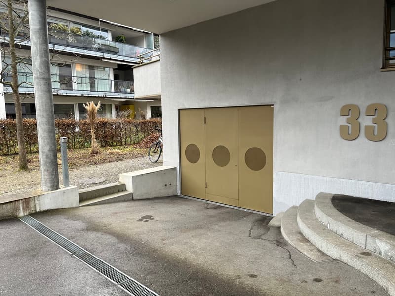 Sicherer & komfortabler Tiefgaragenparkplatz (3)