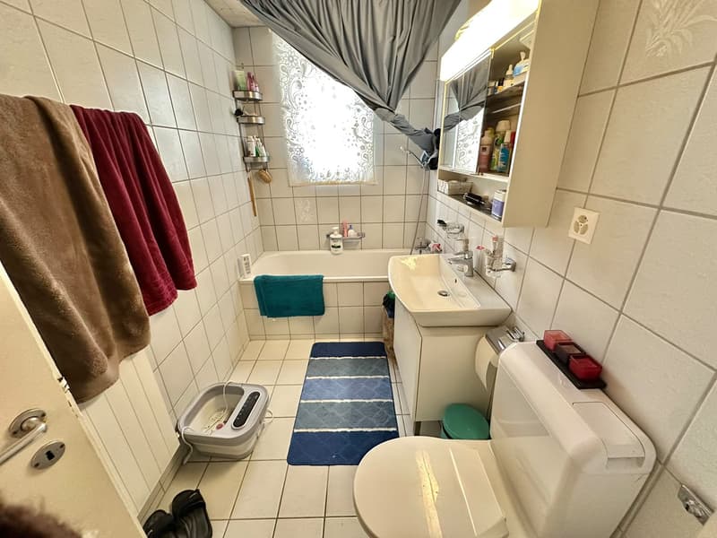Zentrale 3.5-Zimmer-Wohnung mit 2 Balkonen (6)