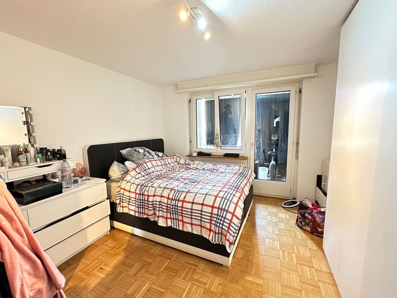 Zentrale 3.5-Zimmer-Wohnung mit 2 Balkonen (4)