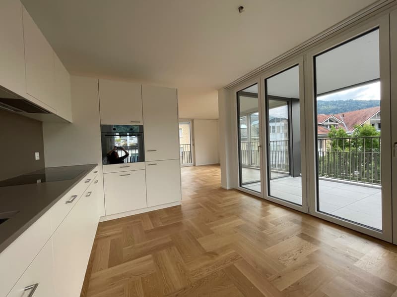 Moderne 3.5-Zimmer-Wohnung mit Balkon und schöner Aussicht in Kriens (4)