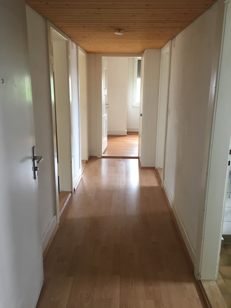 Helle 3-Zimmer-Wohnung mit Balkon (2)
