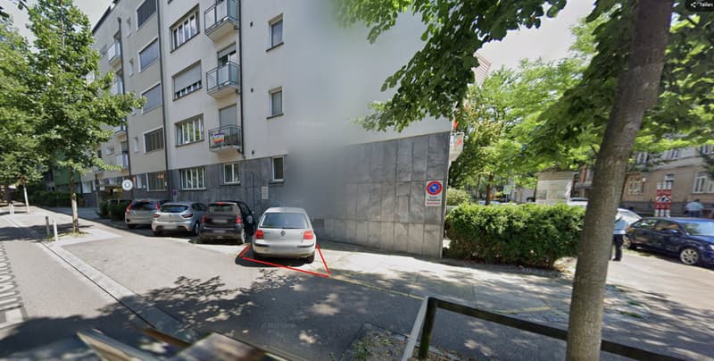 Aussen-Parkplatz Nr. 4 zu vermieten (1)