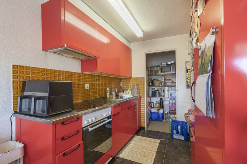 Attraktive 2.5-Zimmerwohnung mit Balkon (4)