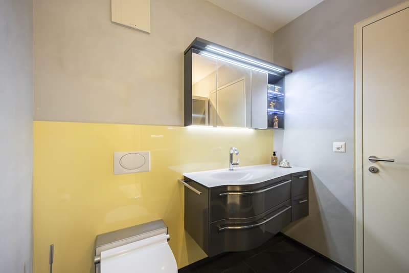 DU/WC