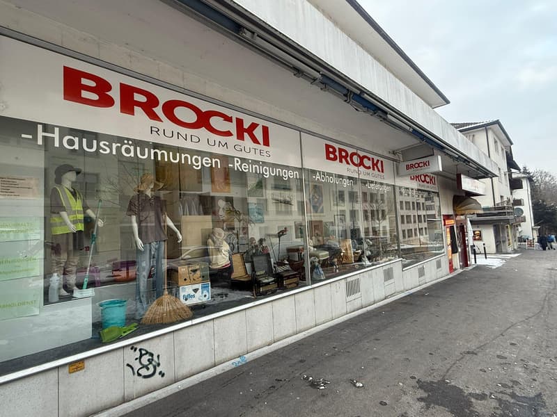 Temporary commercial space formerly Brocki Eastern Switzerland (2)