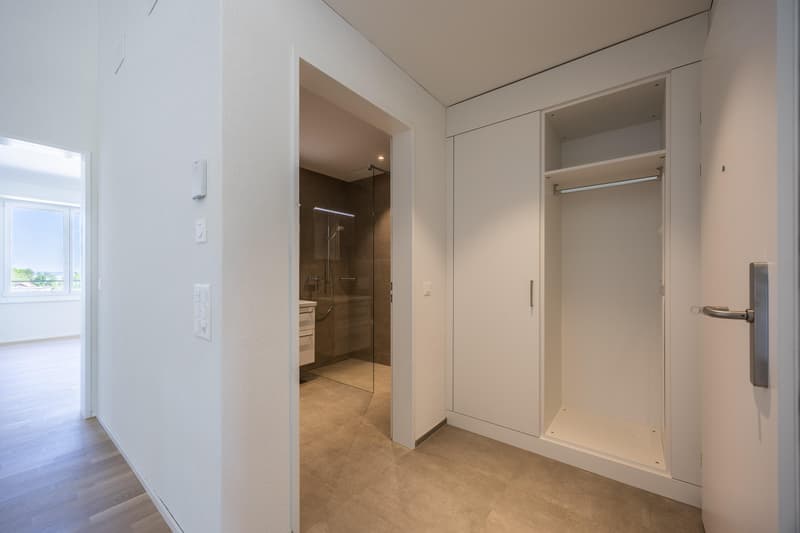 Moderne 2.5-Zimmer-Wohnung in Güttingen (4)