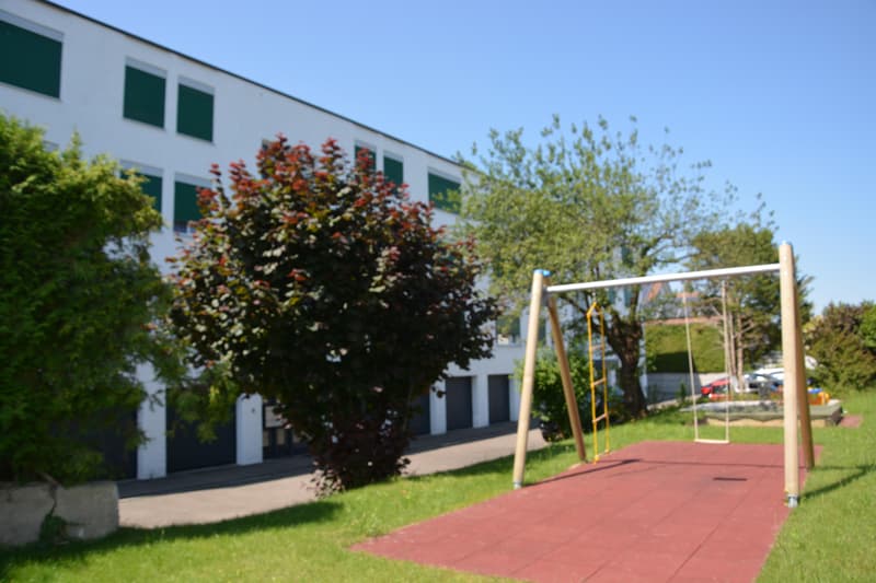 Wunderbare 4.5 Zimmer Wohnung mit Cheminée in Seenähe (12)