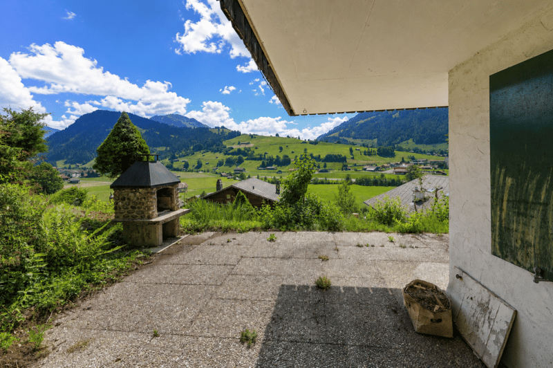 Helle 2.5 Zimmerwohnung mit Terrasse und Garage (10)