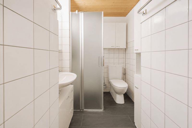 Helle 3.5- Zimmerwohnung im Dachgeschoss mit Südbalkon, Zusatzzimmer und Einstellhallenplatz Mittlere Aegertenstrasse (10)