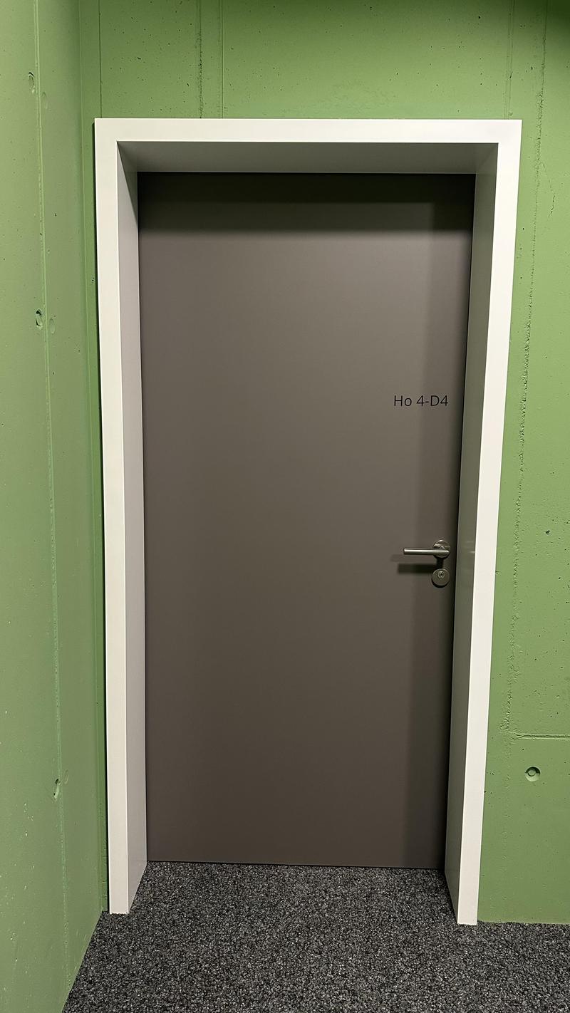 Gut begehbarer Lagerraum in Othmarsingen (3)