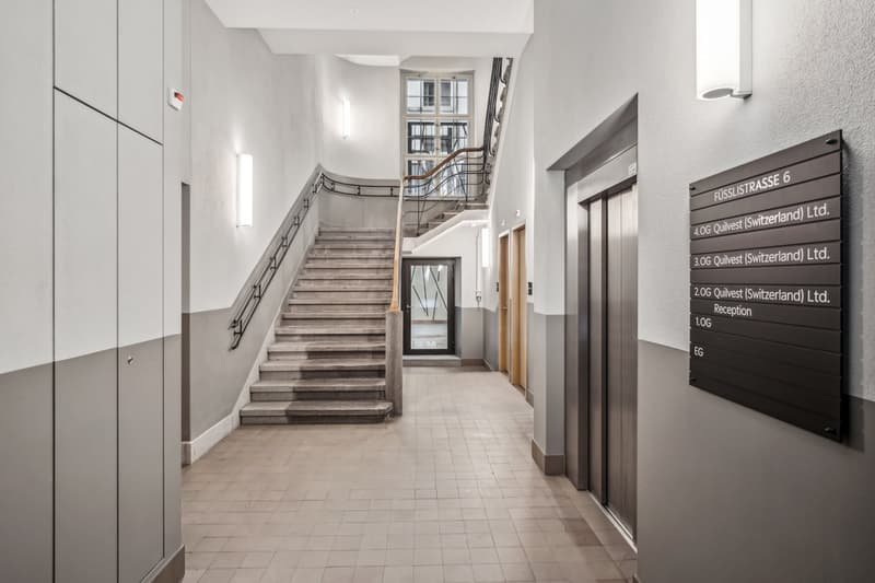 Haupteingang Büro