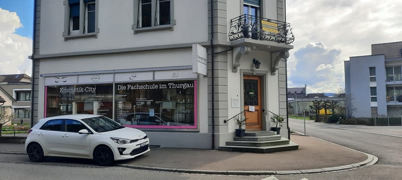 Ladenlokal als Büro oder als Verkaufspunkt in Weinfelden (2)