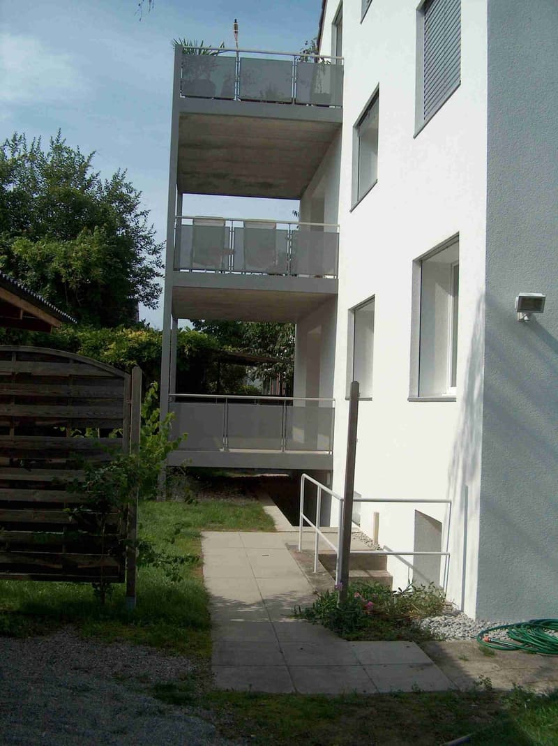 6 Zi Wohnung mit Südbalkon und Gartenanteil (1)