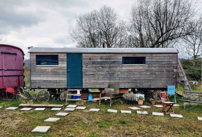 Wunderschöner 8m Bauwagen sucht neues Zuhause | homegate.ch
