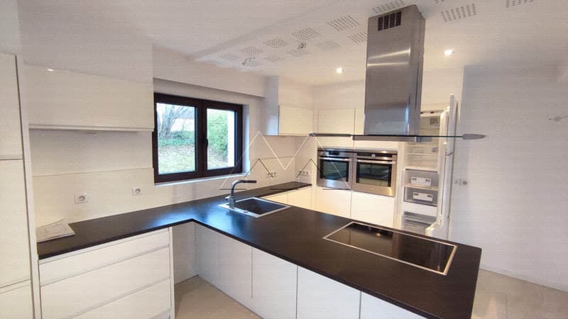 10 du Kelberg, Hagenthal-le-Bas, Elsass, 4000 Basel