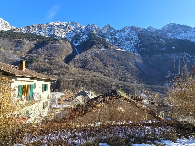 Typisches Haus mit Grundstück & schöner ..., Mesocco, CHF 509550 | homegate.ch