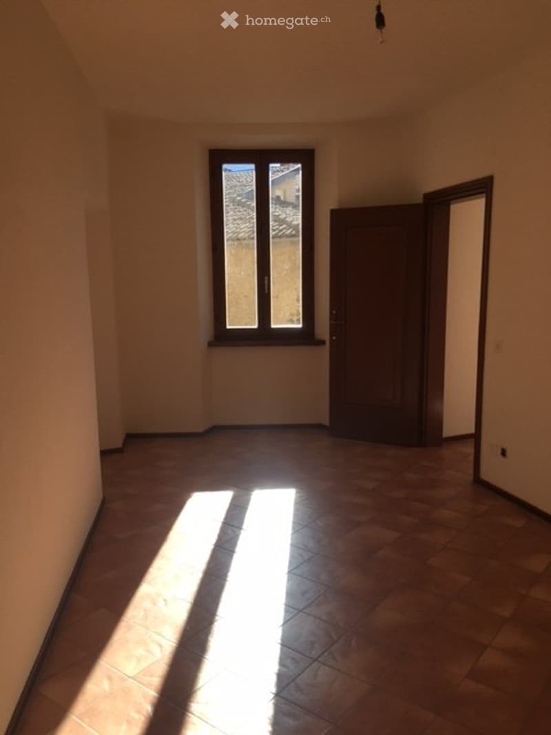 Appartamento in casa storica nel nucleo di Melide (3)
