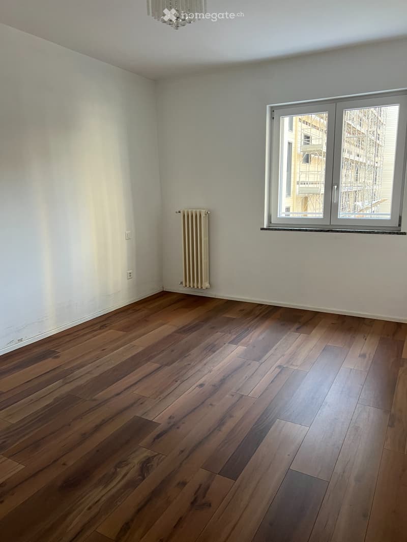 PARADISO, VIA DELLE SCUOLE 3, 3.5 LOC. (4)