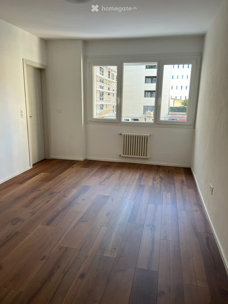 PARADISO, VIA DELLE SCUOLE 3, 3.5 LOC. (2)