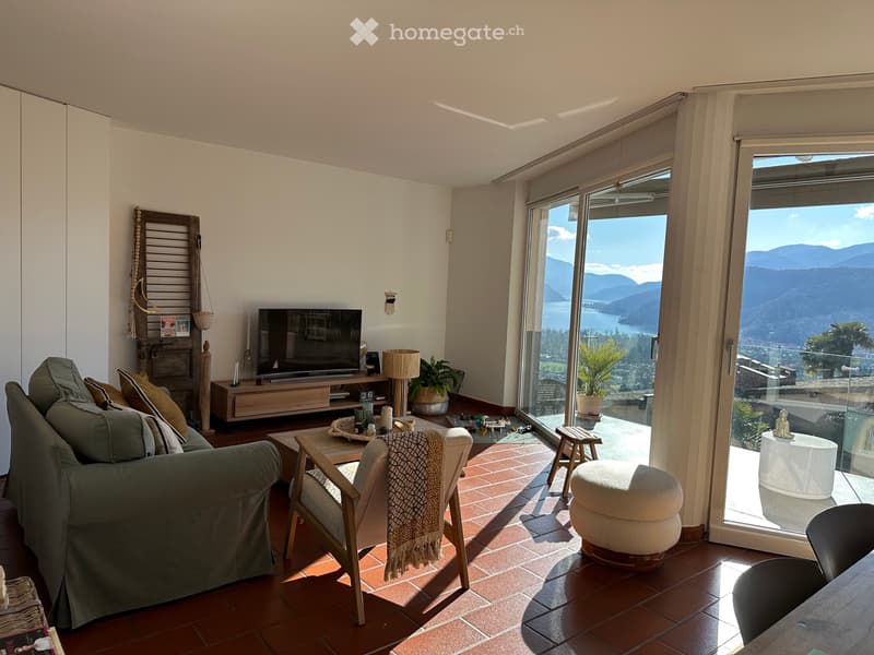 Splendida villa con vista sul lago di Lugano (4)