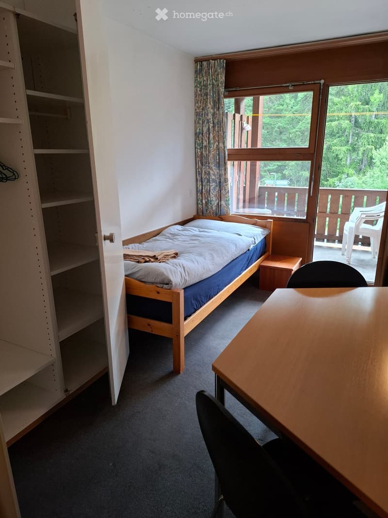 in 7031 Laax Marcau: Monats-Zimmer mit Küche mit Dusche,... (4)