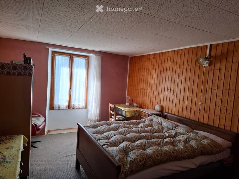 VENDESI grande casa a Colla con vista imperdibile (5)