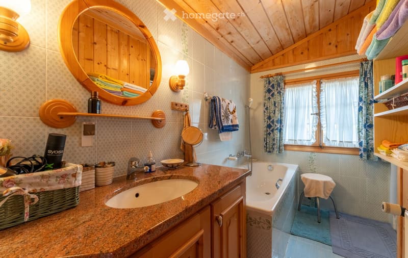Chalet sur trois étages (8)