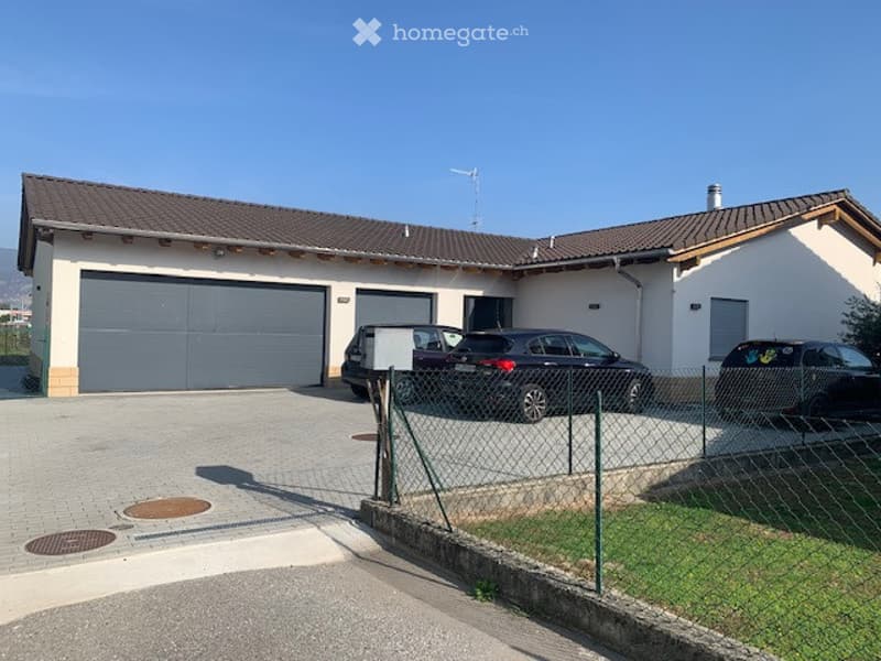 `STUPENDA VILLETTA UNIFAMILIARE A STABIO (5)