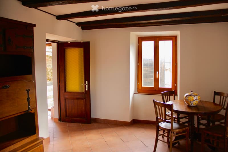 Casa di nucleo soleggiata con grande giardino (2)