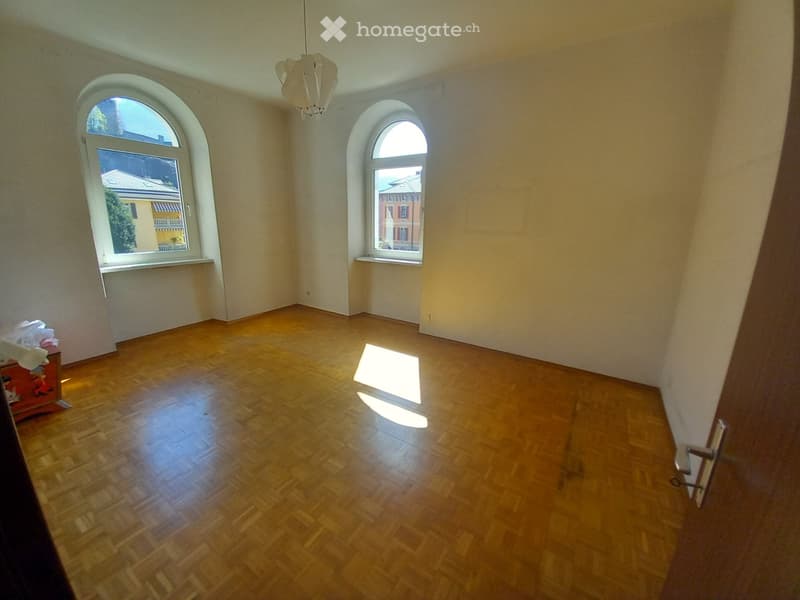 VENDESI CASA BIFAMIGLIARE IN CENTRO BELLINZONA (4)