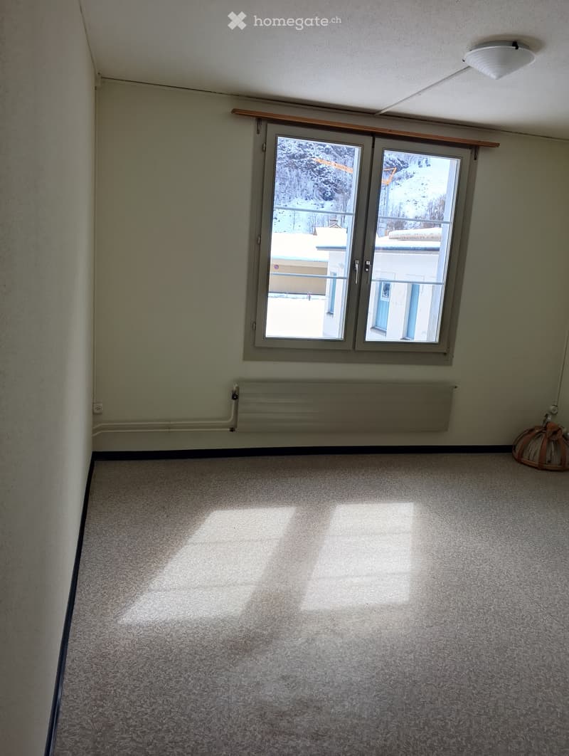 4 Zimmer Altbauwohnung ab sofort (2)