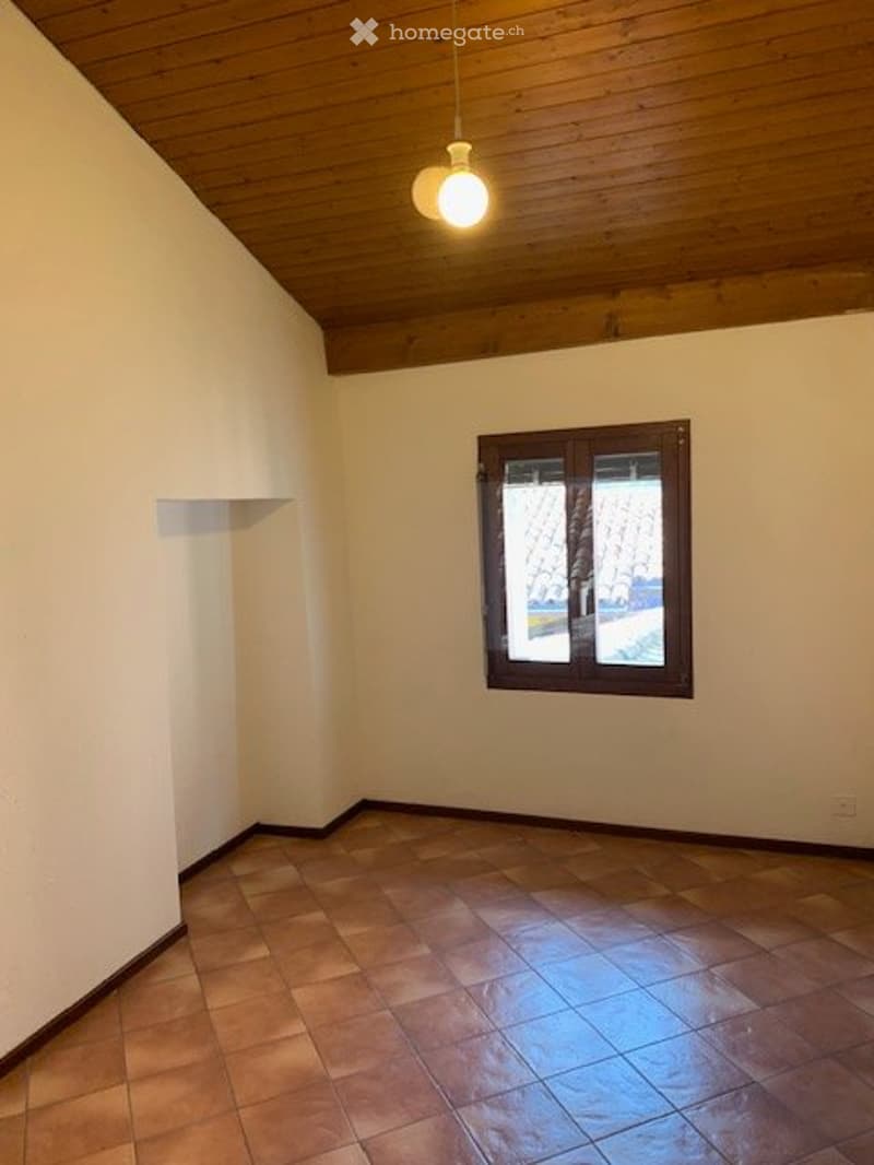 Appartamento in casa storica nel nucleo di Melide (3)