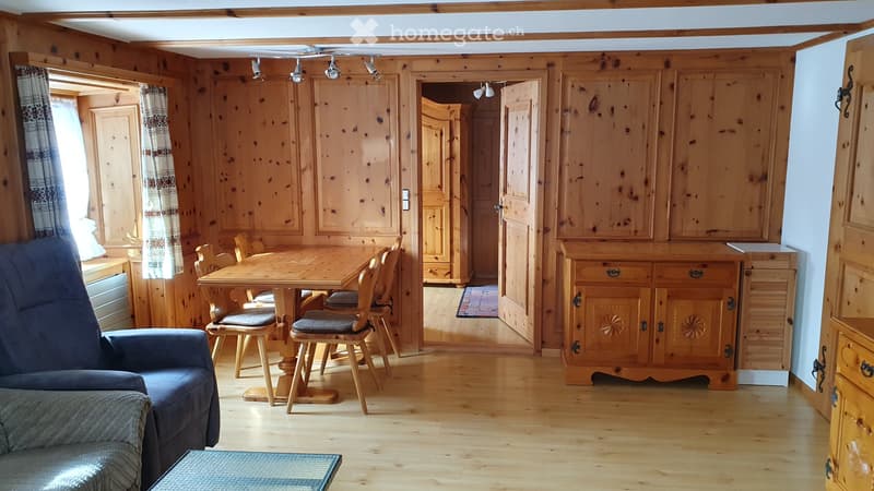 Schöne 2.5 Zimmer-Wohnung zu vermieten (2)
