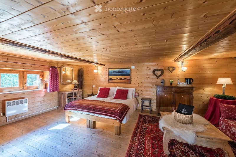 Chalet ristrutturato in vendita in Val Bedretto (2)