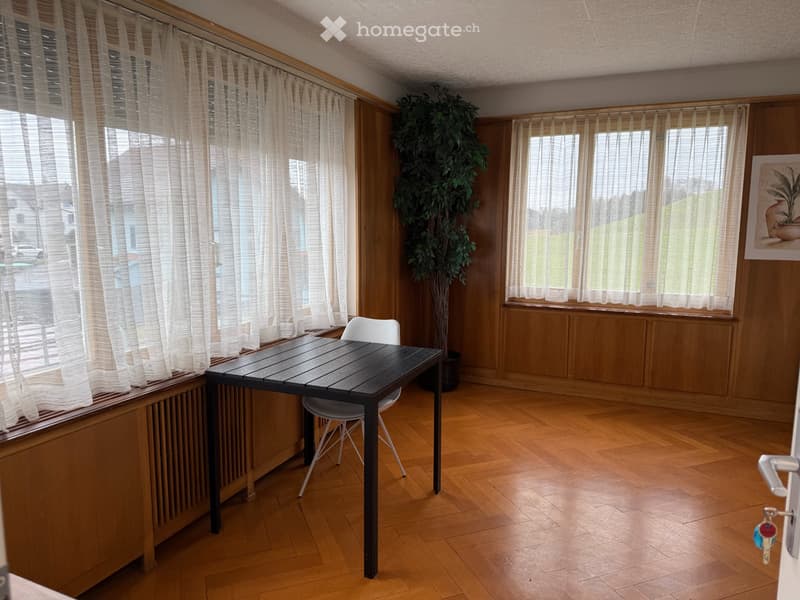 Furnished room available immediately (3)