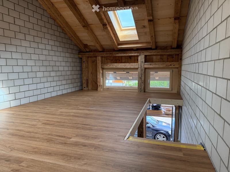 2 rooms, 61 m², ground floor directly at the train station (3)