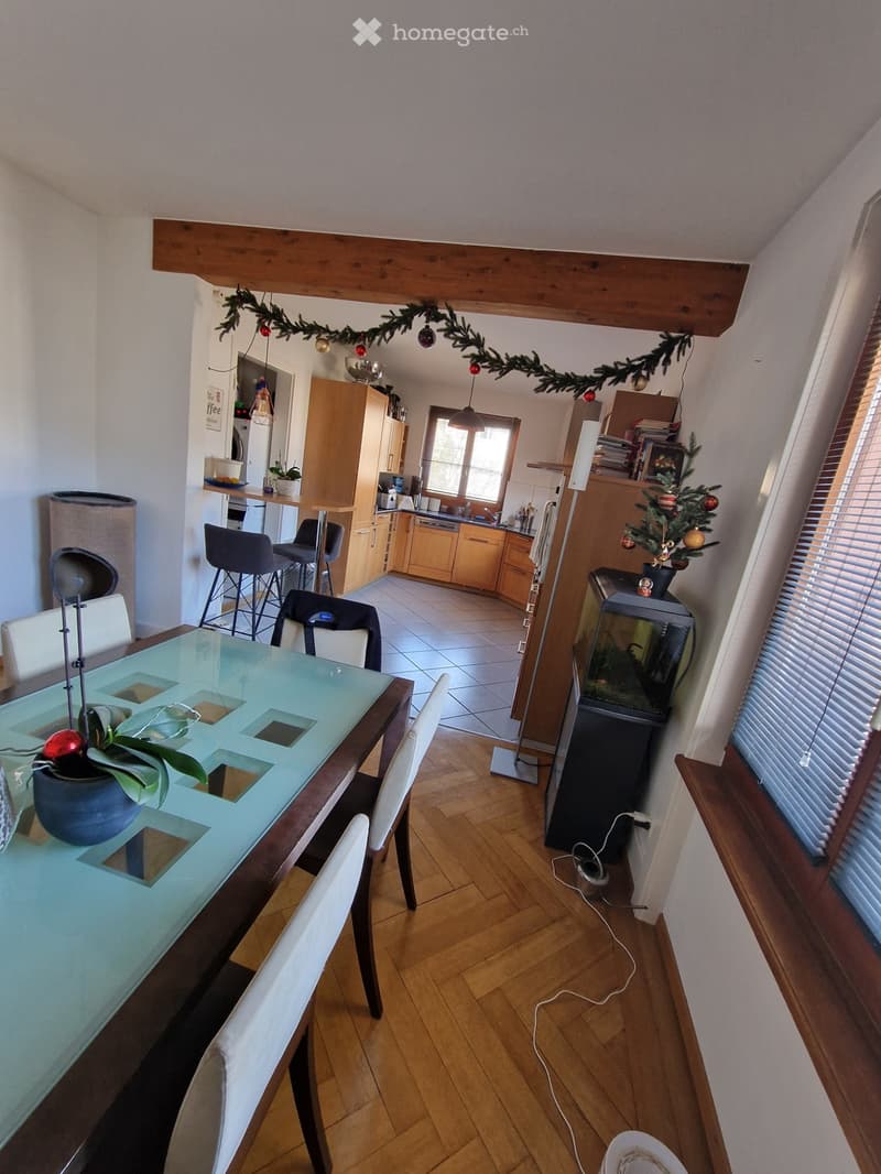 À louer  Appartement 6 pièces à Péry (2)