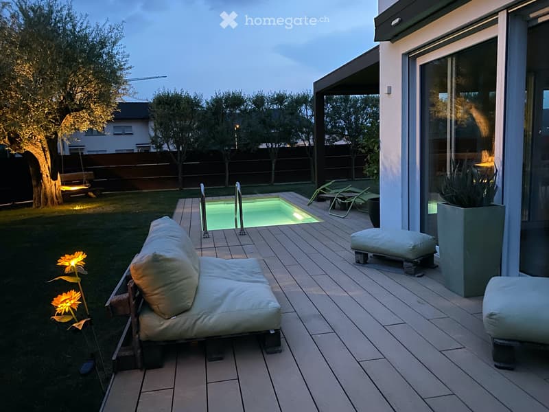 Casa monofamigliare soleggiata con piscina (2)
