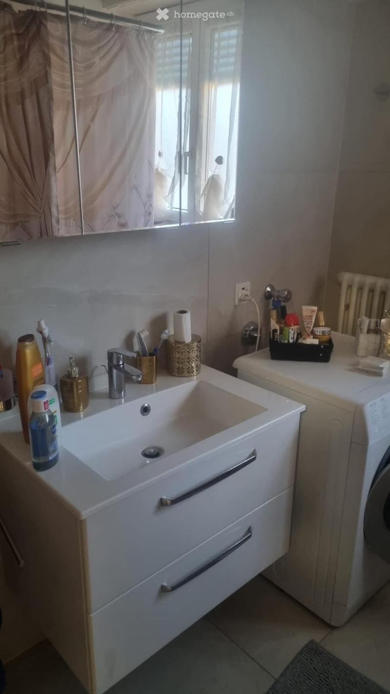Cerco subentrante 3.5 locali a Chiasso (3)