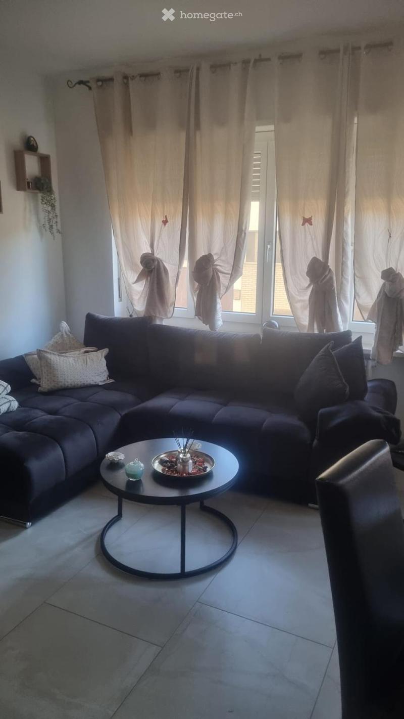 Cerco subentrante 3.5 locali a Chiasso (2)