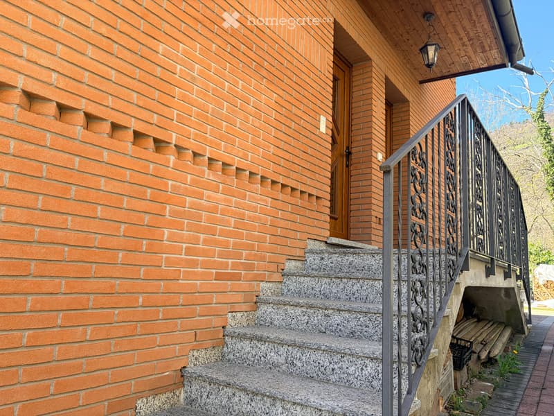 Affittasi moderno 4.5 locali con ampia terrazza Bioggio (1)
