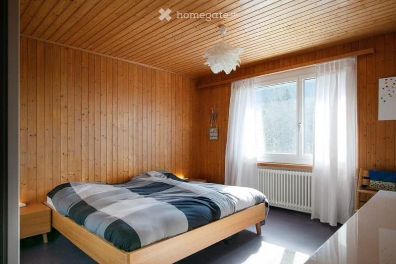 Charming exterior, modern interior MFH with a wide view (4)