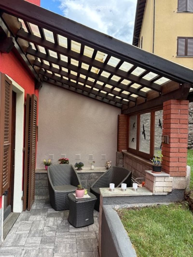 casa di 3 appartamenti a Bellinzona-Daro, posizione unica (4)